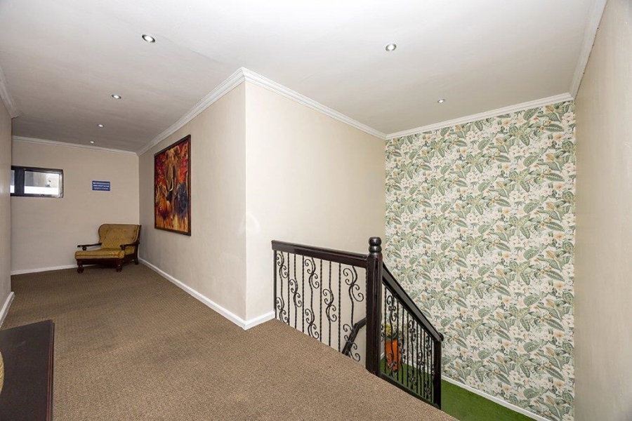 10 Bedroom Property for Sale in Milnerton Western Cape